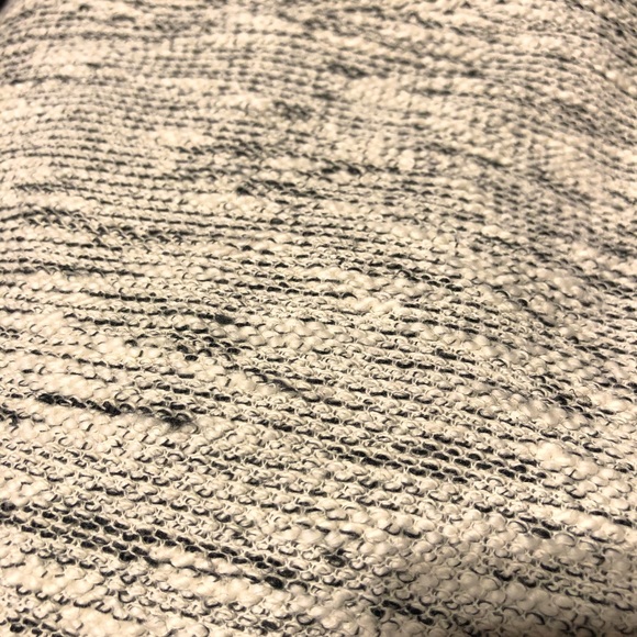 Per Se Sport women’s 2X sweater black and gray. - Picture 6 of 7